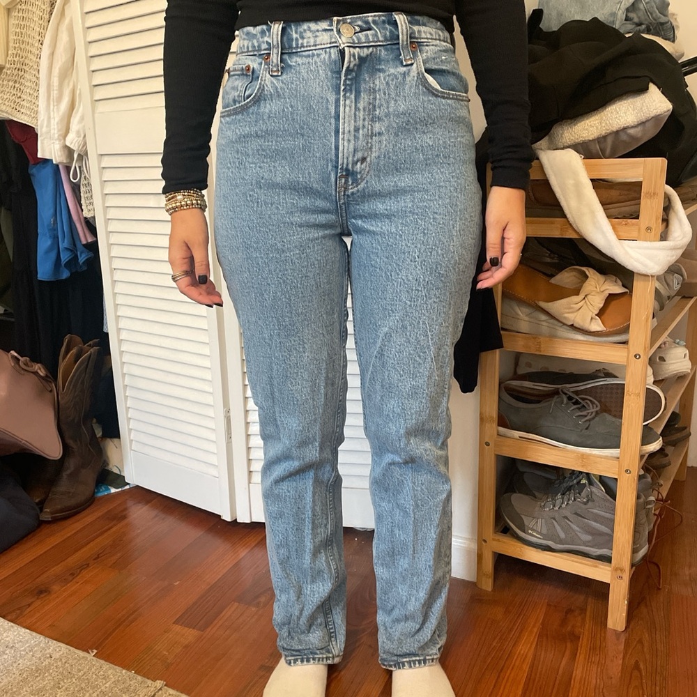 Abercrombie 90’s straight jeans size 25S